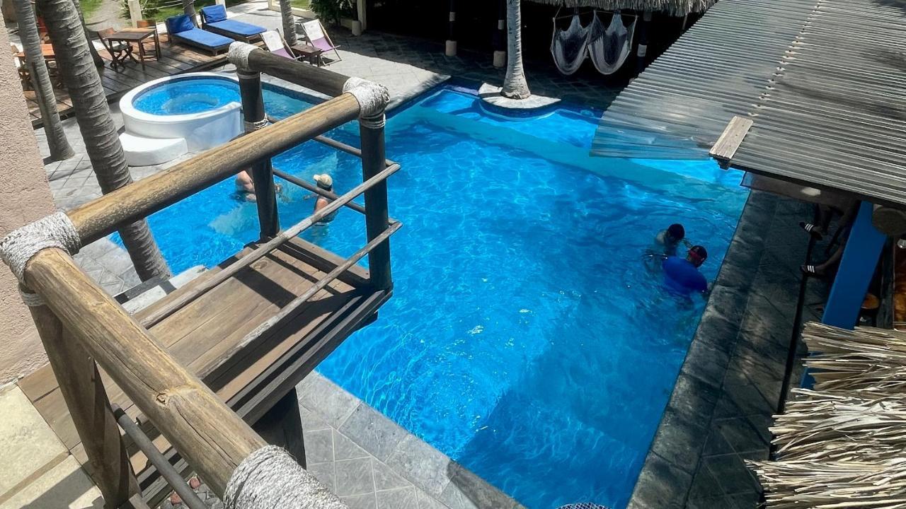 Johnnys Place Hotel Monterrico Exterior foto
